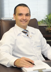 Dr. Ronaldo <br> Righesso Image